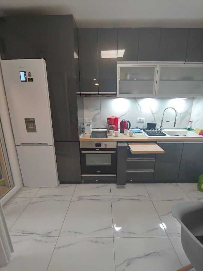 New!90Sqm10Minairport2Bedrooms سالونيك المظهر الخارجي الصورة
